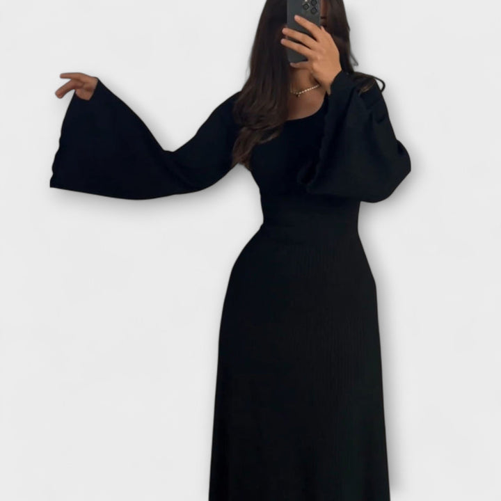 Jocelyn - Στυλάτη Πλεκτή Φόρμα με Λεπτομέρεια στη Μέση