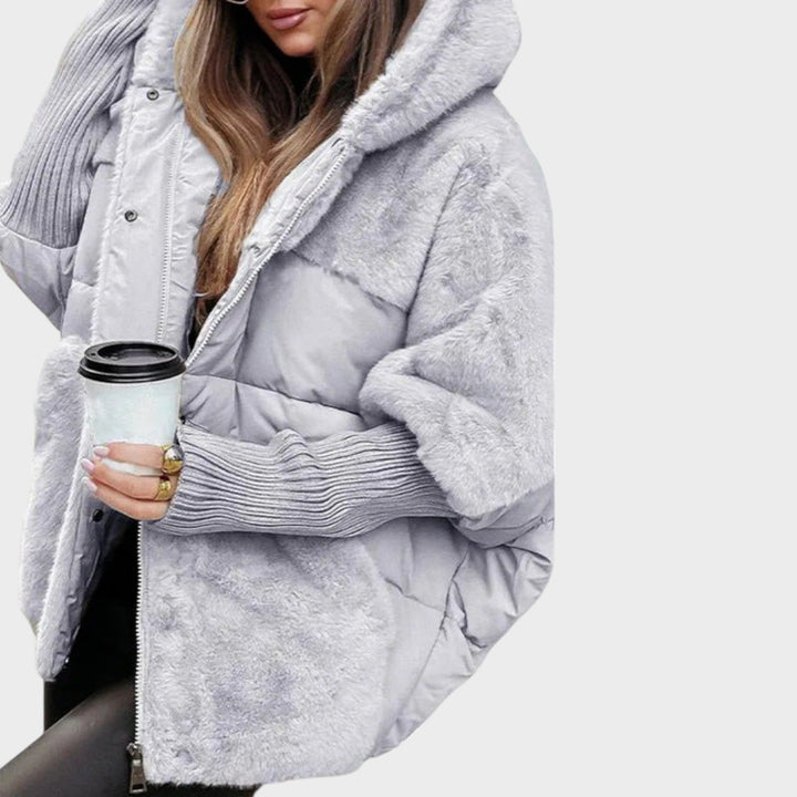 Eurelia – Μπουφάν με Κουκούλα από Τεχνητό Δέρμα